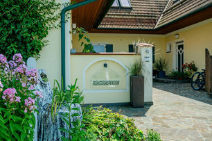 Frühstückspension _0002_summer_1_Herberts_Stubn__c__Region_Graz_-_Mias_Photoart-22